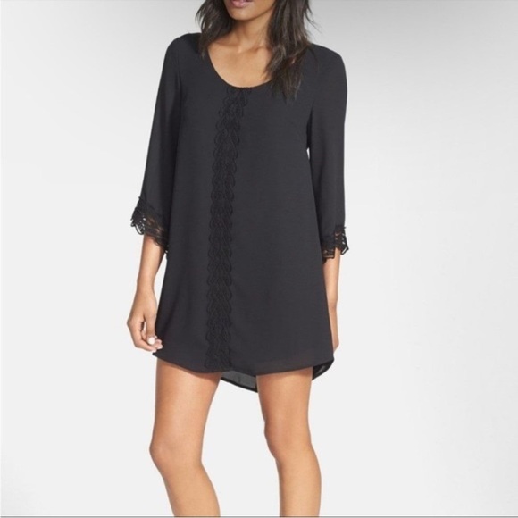 ASTR Mini Shift Dress - Picture 1 of 4